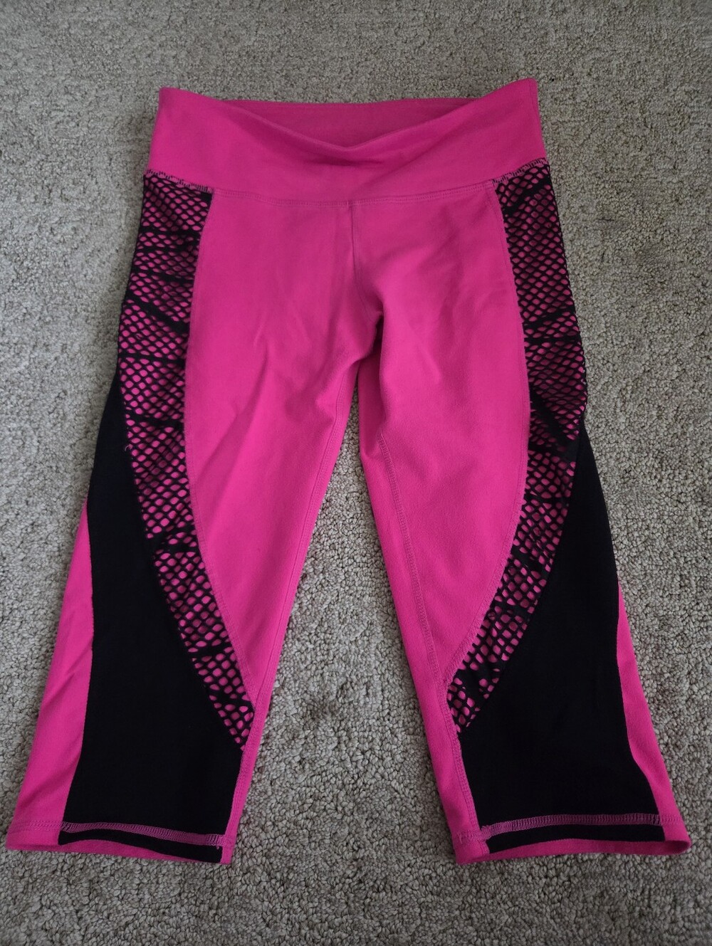 Fabletics Pink Capri Leggings Size Xs